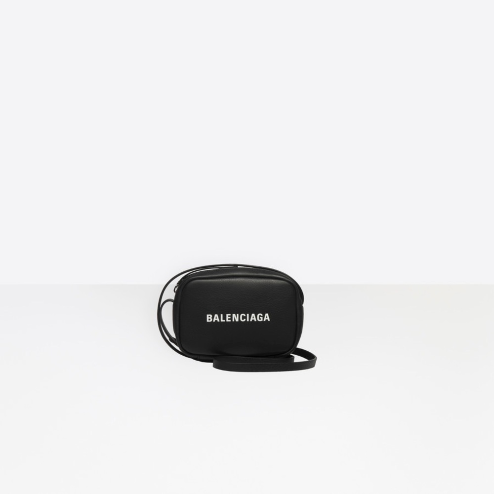 Balenciaga everyday camera bag XS